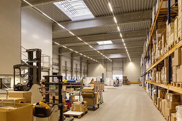 LED Lichtbandsyste, LED Lichtband, Lichtbandsystem, Industrieleuchte, Lampe Industrie, Lichtband